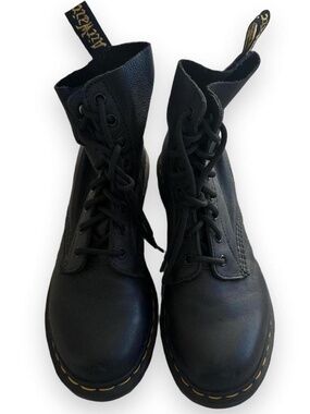 Dr. Martens 1460 Pascal Boots